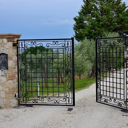 Girasole - Agriturismo Fogliani Giano dell'Umbria Экстерьер фото