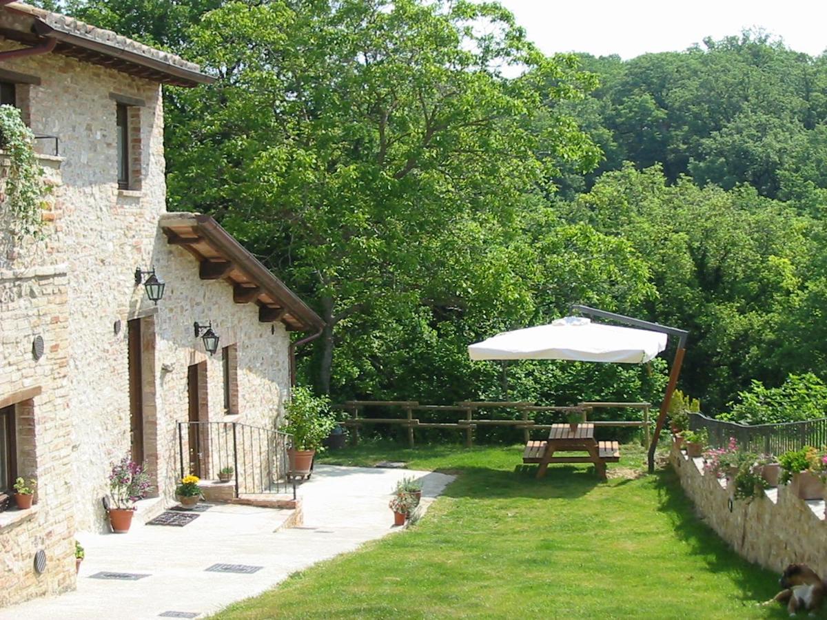 Girasole - Agriturismo Fogliani Giano dell'Umbria Экстерьер фото
