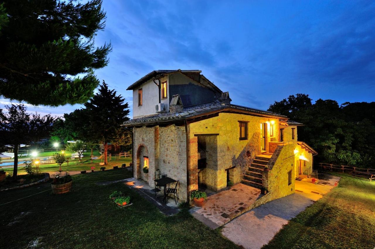 Girasole - Agriturismo Fogliani Giano dell'Umbria Экстерьер фото