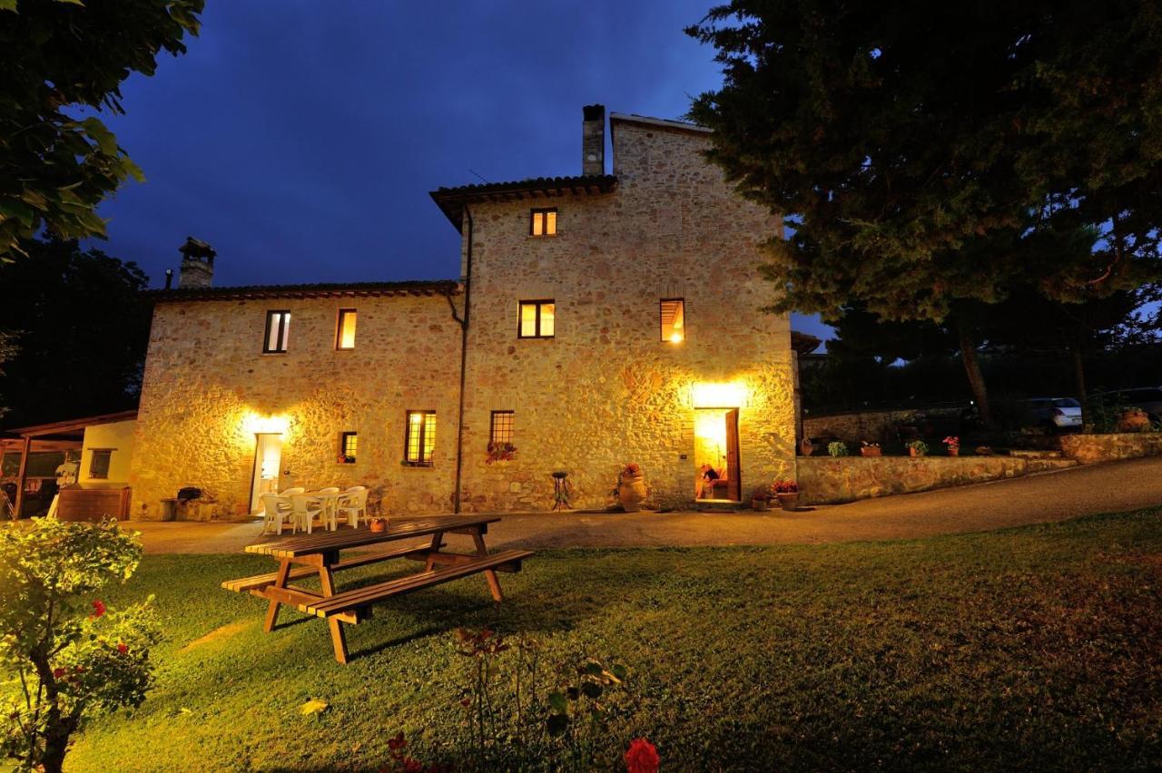 Girasole - Agriturismo Fogliani Giano dell'Umbria Экстерьер фото